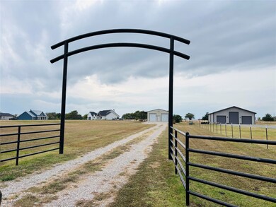 Custom Arched Iron Entry
