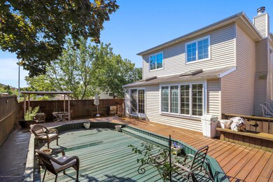 385 Montreal Ave, Staten Island, NY 10306 - photo 3