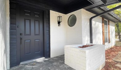 700 Highland Crest Dr, Hurst, TX 76054 - photo 3