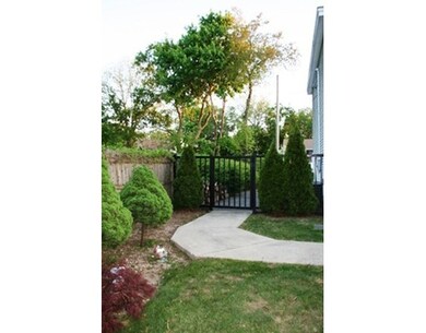 35 Crescent Ave, Saugus, MA 01906 - photo 5