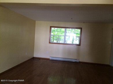 6586 Linden Dr, Tobyhanna, PA 18466 - photo 4