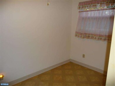 4443 Garden St, Philadelphia, PA 19137 - photo 7