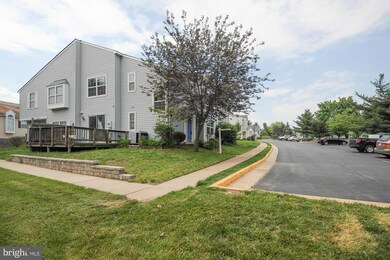 14005B Grumble Jones Ct, Centreville, VA 20121 - photo 3