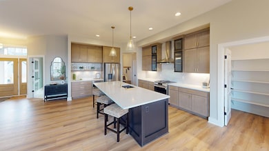 213 W Fairview Dr, Mequon, WI 53092 - photo 5