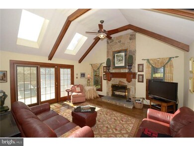 233 Ravenscliff Rd, Wayne, PA 19087 - photo 6