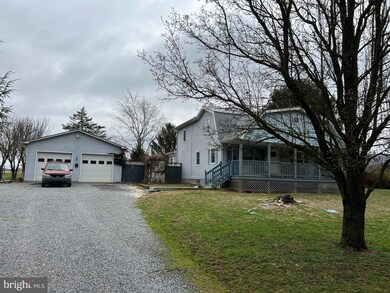 30 Foggy Bottom, Berkeley Springs, WV 25411 - photo 2