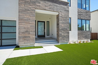 11818 Hillsborough Ln, Los Angeles, CA 91326 - photo 5