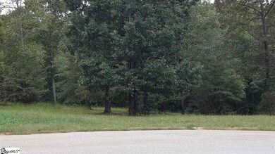 Cul-de-sac gently sloping wooded lot