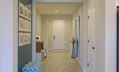 Mirage Sky - Foyer & Hallway