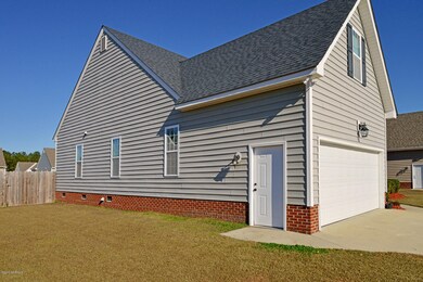 3181 Chesswood Ln, Winterville, NC 28590 - photo 4