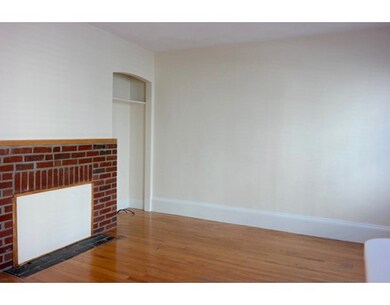 114 Bartlett St, Charlestown, MA 02129 - photo 2