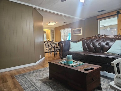 435 16th Ave SE unit 561, Largo, FL 33771 - photo 7