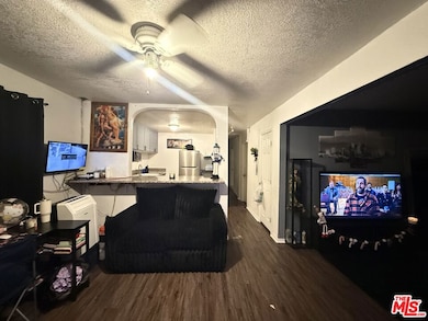 857 E 52nd Place, Los Angeles, CA 90011 - photo 3