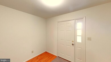 222 E Mount Vernon St, Lansdale, PA 19446 - photo 3