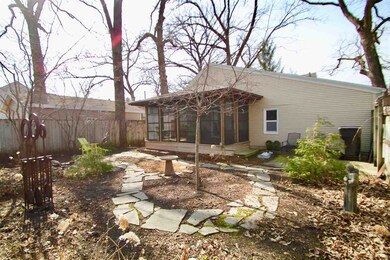 1710 Rainbow Dr, Cedar Falls, IA 50613 - photo 2