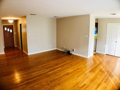 1409 Highland Dr, Bay City, TX 77414 - photo 3