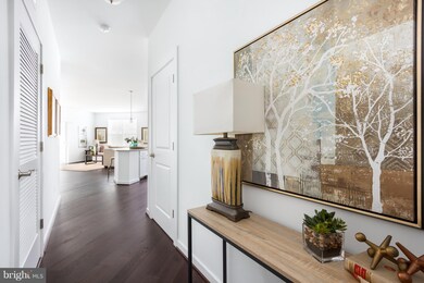 Enclave unit 210, Fairfax, VA 22031 - photo 3