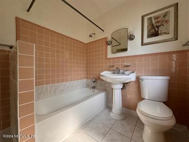 acac8134eacb4ed3ab774ffef4c1c5b9