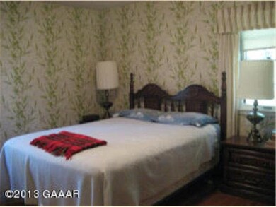 1218 Ash St, Alexandria, MN 56308 - photo 4