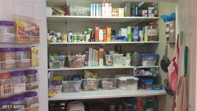 676 Crystal Ln, Strasburg, VA 22657 - photo 7