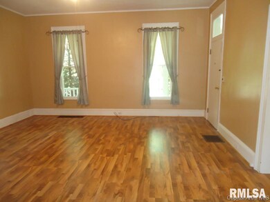 401 E Illini St, Virginia, IL 62691 - photo 2