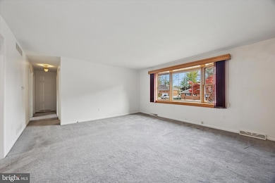 1704 Walter Dr, Wilmington, DE 19810 - photo 4