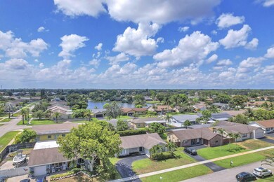 9511 Richmond Cir, Boca Raton, FL 33434 - photo 5