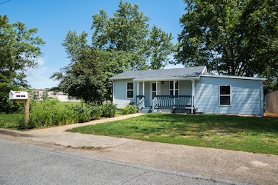 1443 6th St West Plains 11