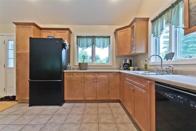 127 Wardtown Rd, Freeport, ME 04032 - photo 3