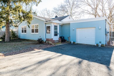 21 Ermack St-3