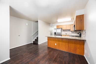 136 E 400 N unit 107, Provo, UT 84606 - photo 5