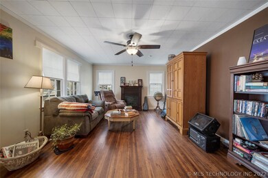 204 E 35th Place, Tulsa, OK 74105 - photo 7