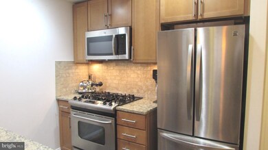 739 Newton Place NW unit 202, Washington, DC 20010 - photo 5