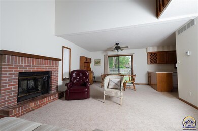 4832 SW 36th Terrace, Topeka, KS 66614 - photo 4