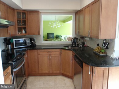 6903 Jones View Dr unit 3C, Baltimore, MD 21209 - photo 2