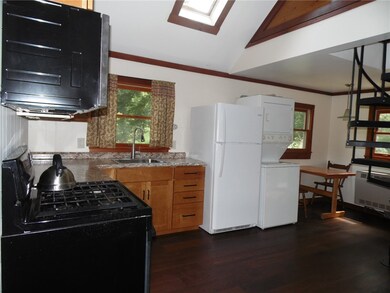 39 Old Coach Rd unit cottage, Charlestown, RI 02813 - photo 3