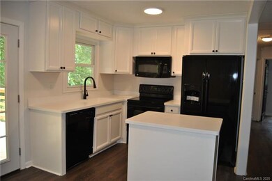 1008 Holly Hills Dr, Gastonia, NC 28052 - photo 7