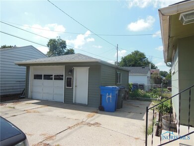 2958 113th St, Toledo, OH 43611 - photo 2