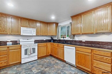 4099 Roselle Way SE, Salem, OR 97302 - photo 3