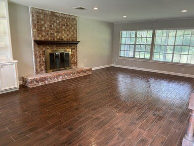 5919 Green Terrace Ln, Houston, TX 77088 - photo 4