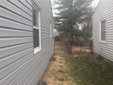 237 S 6th Ave, Beech Grove, IN 46107 - photo 2