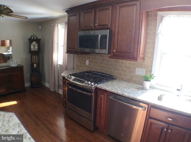 3329 Acton Rd, Parkville, MD 21234 - photo 6