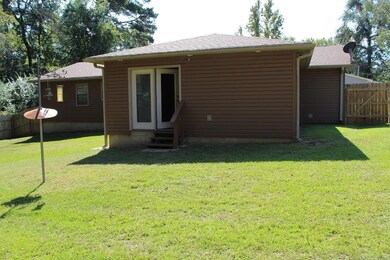 1303 Bert St, Mena, AR 71953 - photo 7