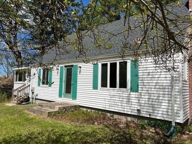 71 Holbrook Rd, Oxford, MA 01540 - photo 3