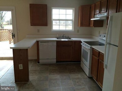 319 Lindera Ct unit 31, Glen Burnie, MD 21061 - photo 3