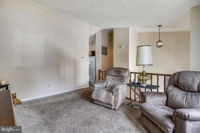 11 Woodmans Ct, Essex, MD 21221 - photo 5