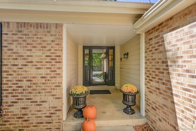 7111 S Poplar Ct, Centennial, CO 80112 - photo 4