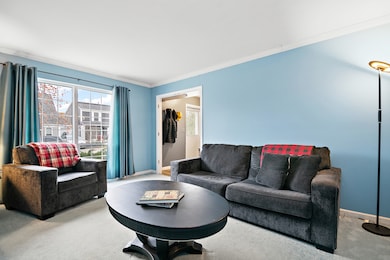 29W477 Blackthorn Ln, Warrenville, IL 60555 - photo 5