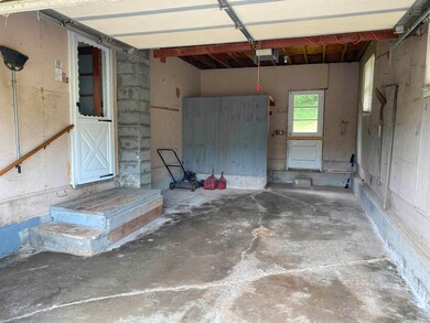 209 Skyline Dr, West Rutland, VT 05777 - photo 3