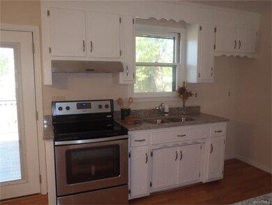 13110 S Crater Rd, Petersburg, VA 23805 - photo 5